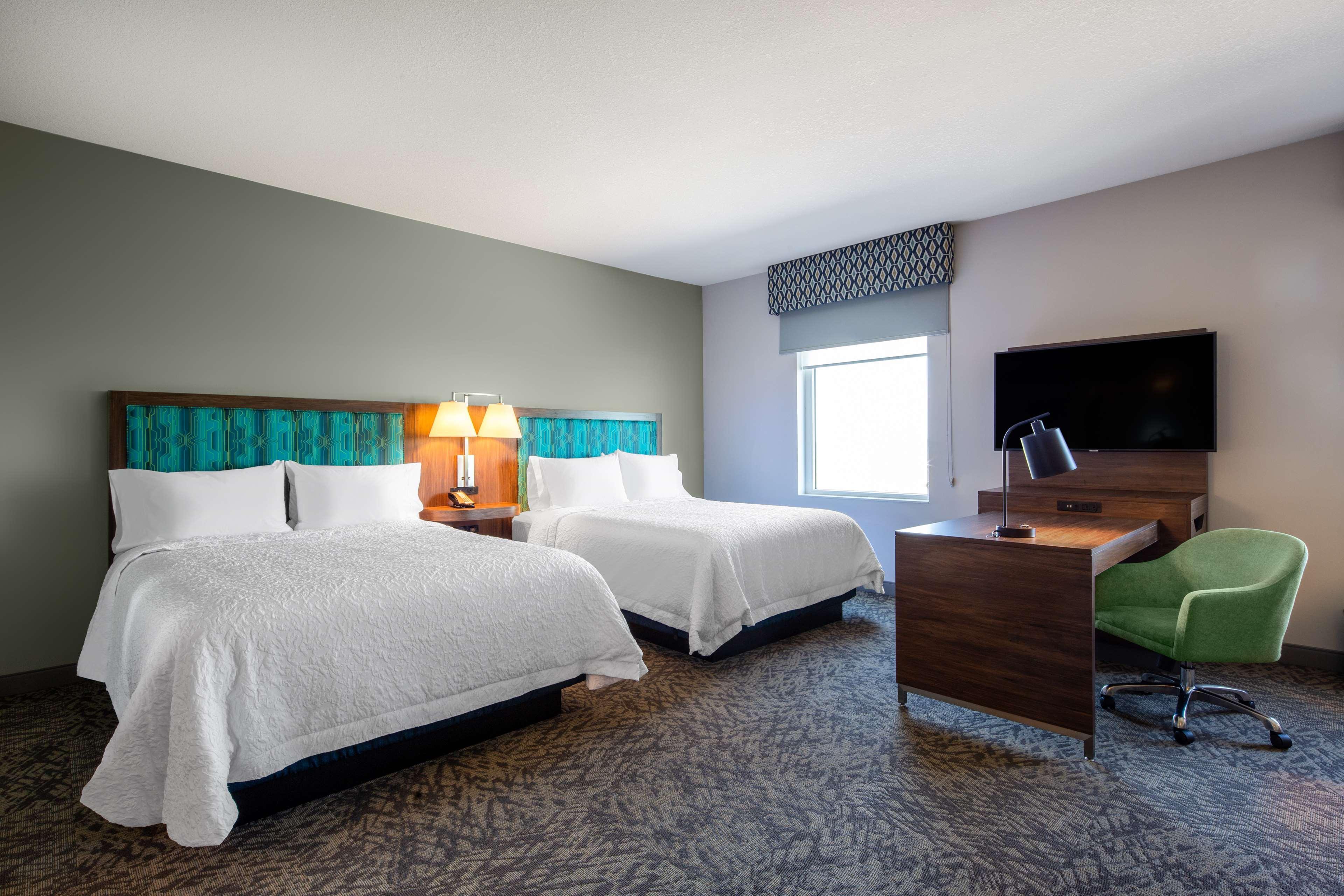 Hampton Inn & Suites Edmonton St. Albert, Ab Экстерьер фото