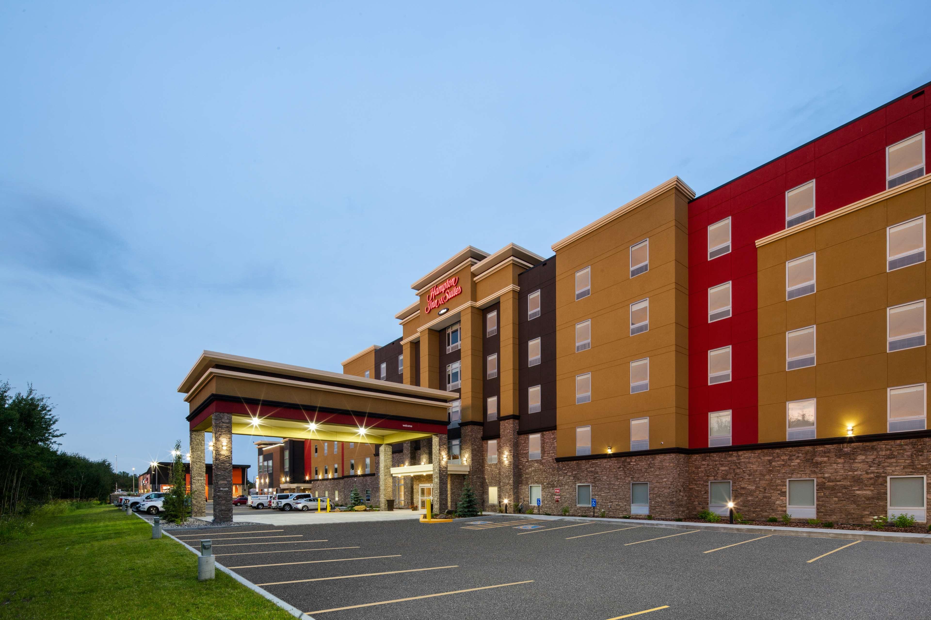 Hampton Inn & Suites Edmonton St. Albert, Ab Экстерьер фото